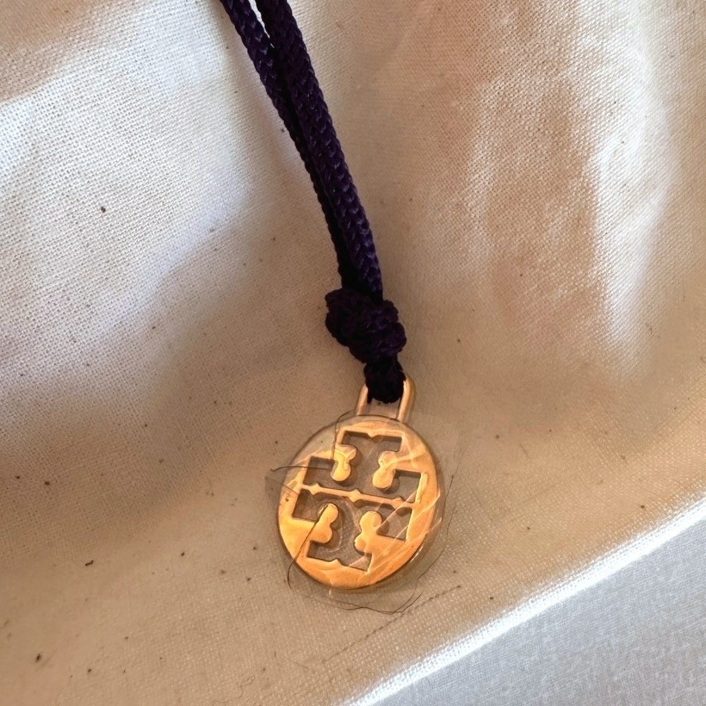 Tory Burch Cream Canvas Drawstring Dust Bag Gold Logo Charm Purple Green Trim - Picture 3 of 4